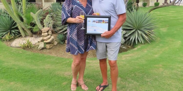 Aruba Tourism Authority honored loyal visitors at Bucuti & Tara Beach Resort! Mr. Peter and Mrs. Julie Kent