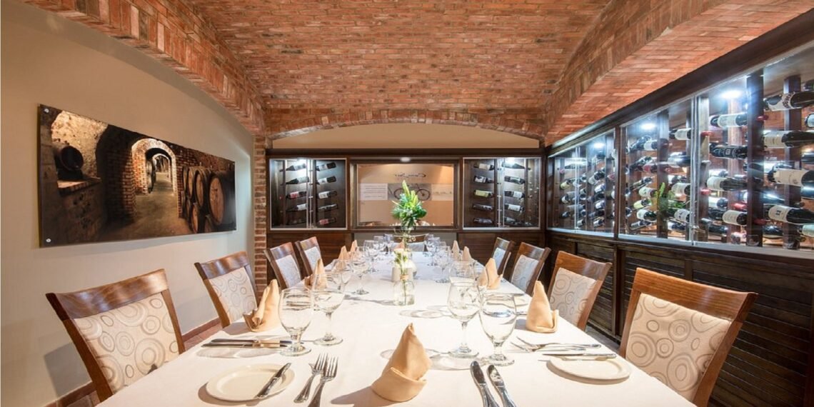 Experience Fine Dining at Da Vinci Ristorante Aruba