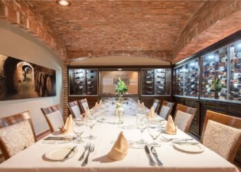 Experience Fine Dining at Da Vinci Ristorante Aruba