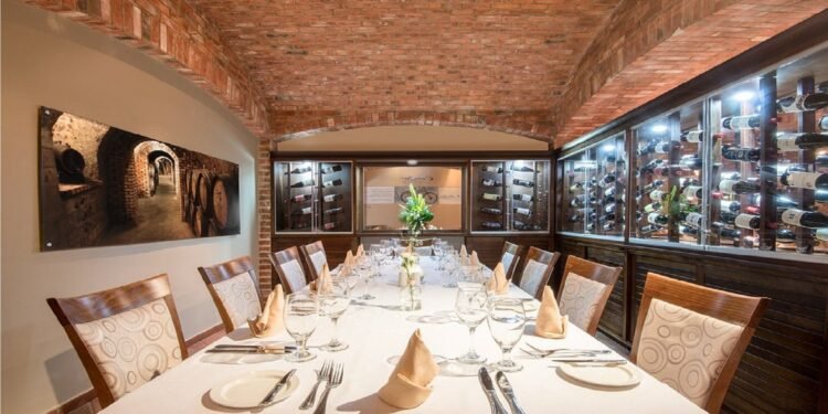 Experience Fine Dining at Da Vinci Ristorante Aruba