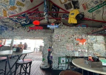 Enjoy Authentic Flavors & Island Hospitality at Eetcafe The Paddock Aruba