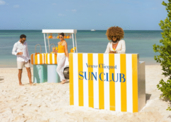 Experience Luxury at the Sun Club, Ritz-Carlton Aruba
