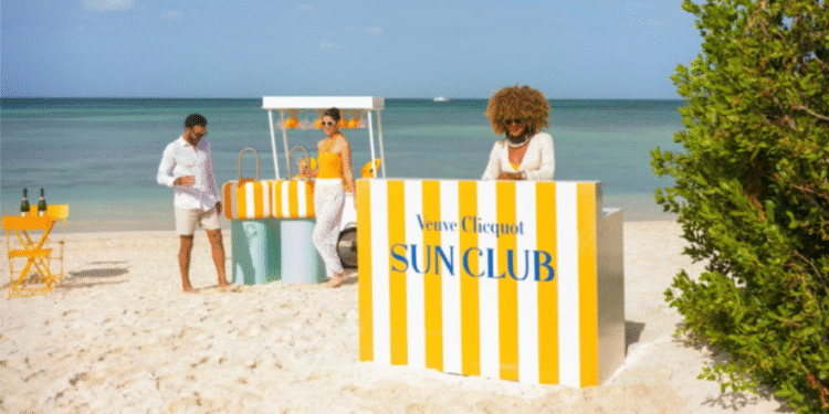 Experience Luxury at the Sun Club, Ritz-Carlton Aruba