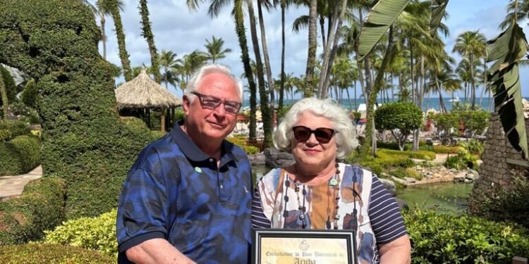 Aruba Tourism Authority Honors Mr. Eduard and Mrs. Rachel Samson as Goodwill Ambassadors at Hyatt Regency Aruba
