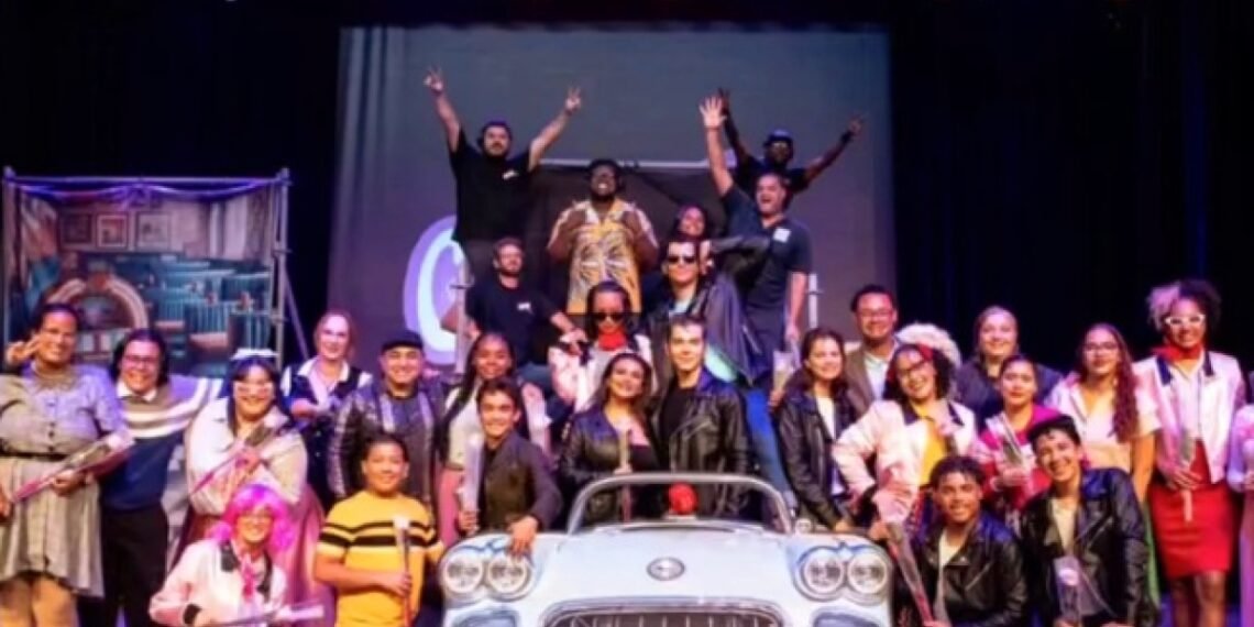 Aruban Musical ‘Grease’ Draws Massive Audience