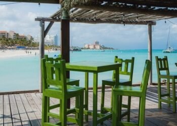 Best Places for Drinks with a View in Aruba