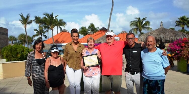 Loyal Guests Honored as Goodwill Ambassadors at Playa Linda Beach Resort