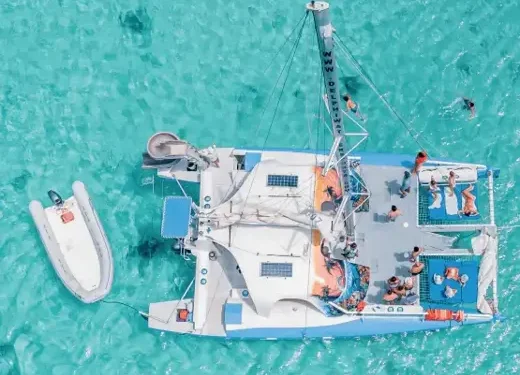Sailing in Aruba: Set Sail on the High Seas