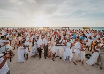 Renew Your I Do’s in Aruba – Join the Caribbean’s Largest Vow Renewal Ceremony!