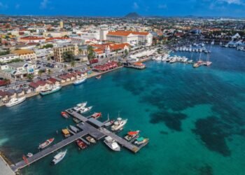 🇦🇼 Andy Clar Shares Her Aruba Experience on “Me Prometo Ser Feliz” Podcast