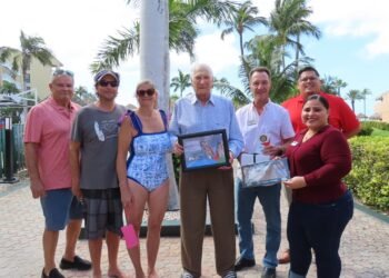 Aruba Tourism Authority Honors Loyal Visitors at Casa del Mar Beach Resort