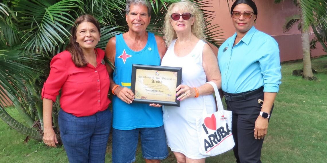 Aruba Tourism Authority Honors Loyal Visitors at Paradise Beach Villas