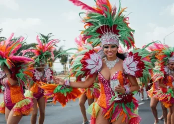 Eat and Party Like the Locals: Aruba’s Festive Spirit