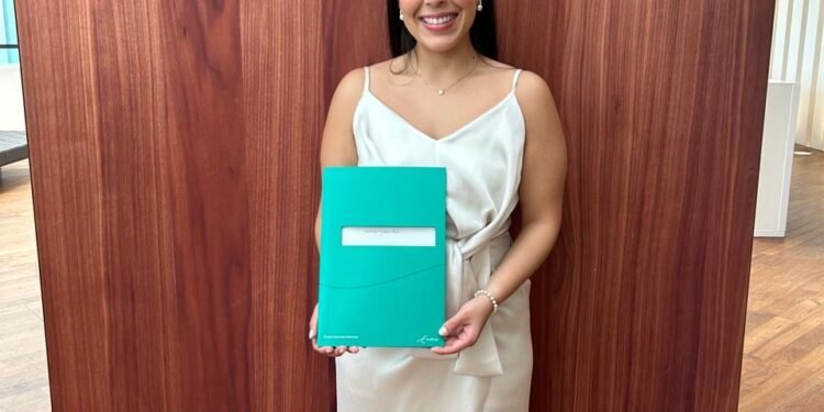 Aruban Native Melinda Ruiz Earns Medical Degree in the Netherlands Aruban Native Melinda Ruiz Earns Medical Degree in the Netherlands