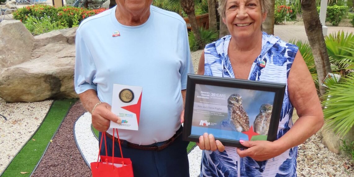 Aruba Tourism Authority Honors Longtime Visitors at Costa Linda Beach Resort Aruba Tourism Authority Honors Longtime Visitors at Costa Linda Beach Resort