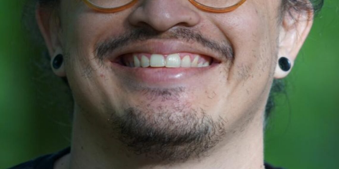 Illay Leon Earns Bachelor’s Degree in Organization, Governance, and Management