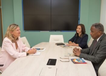 Minister Dowers Commends Work of “Tur Cos Ta Posibel” Foundation at KIA