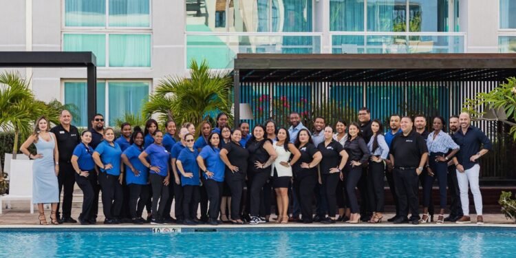 Radisson Blu Aruba Wins Prestigious 2025 Ring of Honor Award from Choice Hotels