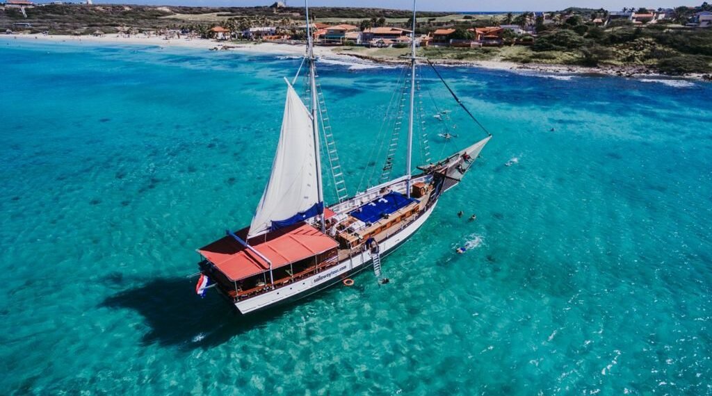 Set Sail for Adventure: Discover the Best Sailing Tours in Aruba