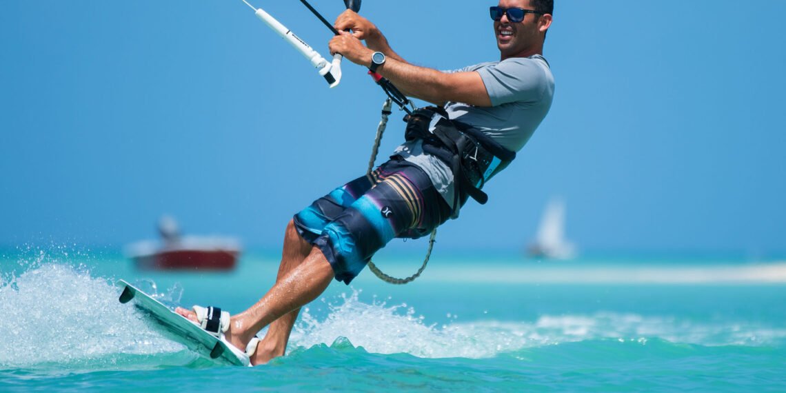 Kitesurfing in Aruba: Ride the Wind, Master the Waves