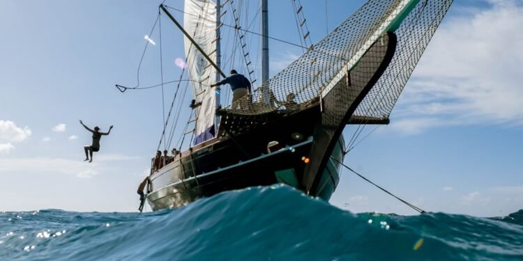 Set Sail on Lady Black: Aruba’s Ultimate Luxury Sailing Experience