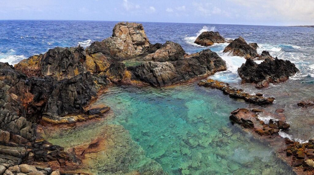 Things to Do in Aruba (I to Q): From Iconic Signs to Quirky Natural Wonders