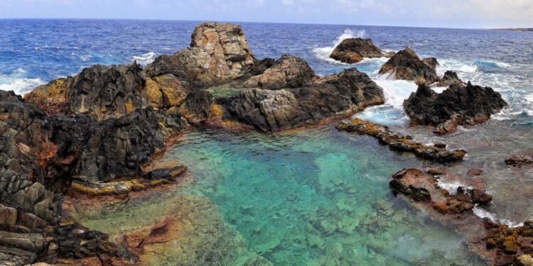 Things to Do in Aruba (I to Q): From Iconic Signs to Quirky Natural Wonders