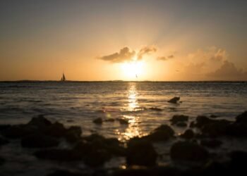 Catch the Sunset by the Coast – Sero Colorado Hike, Aruba