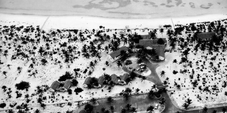 Aruba’s First 3 Beachfront Hotels: A Journey Through Time