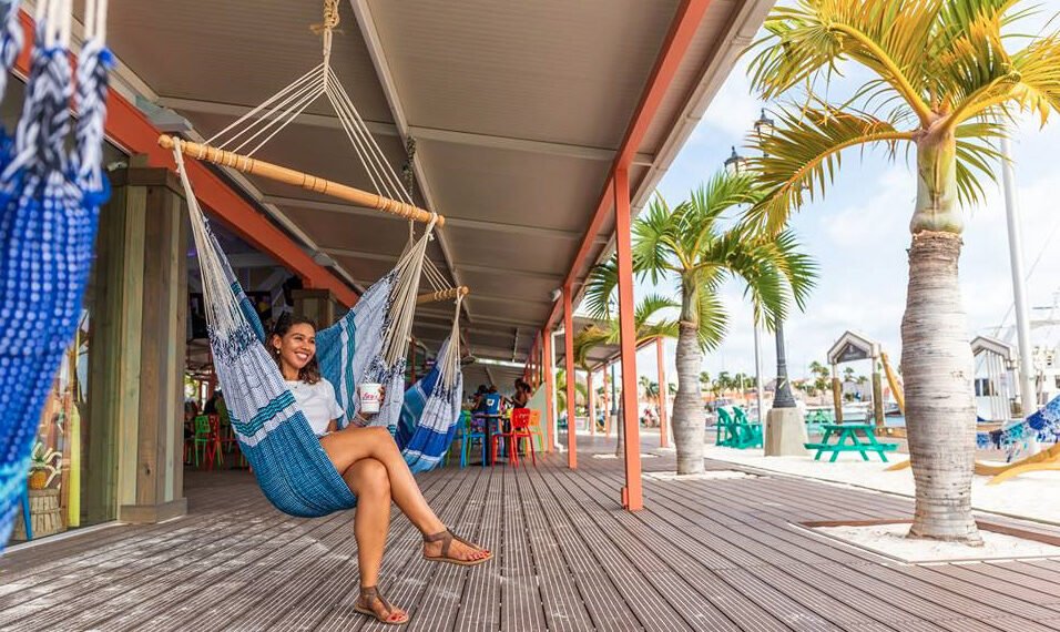 Welcome to Lucy’s, Aruba’s Newest Hotspot for Food, Fun & Unforgettable Vibes