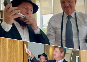 Prime Minister Mike Eman Prepares for Rosh Hashana with Chabad Aruba