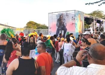 Thousands Gather to Bid Farewell to Robert Jeand’or