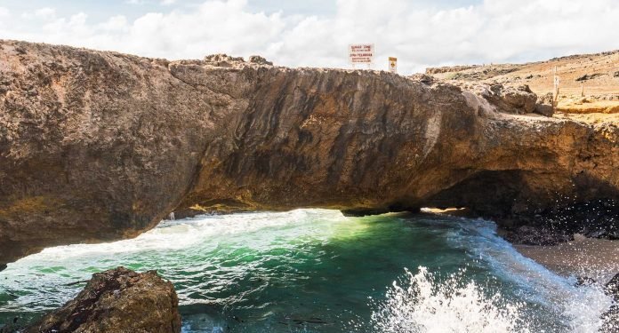 Explore Aruba: Hidden Gems Beyond the Beaches