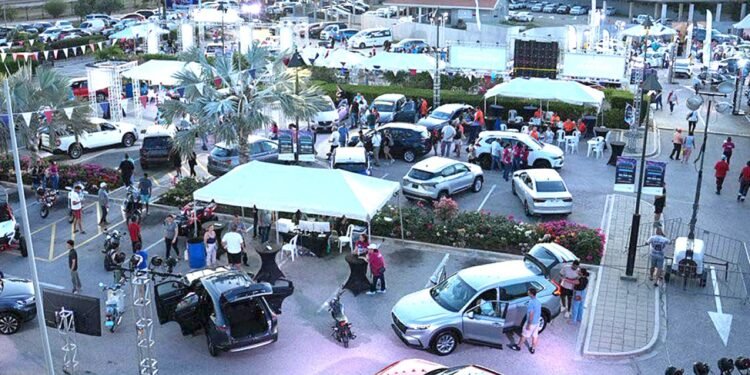 Large Turnout at Aruba Bank MEGA Car Sales 2025 Event Large Turnout at Aruba Bank MEGA Car Sales 2025 Event