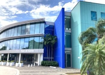 Prosecutor Acting Lawfully in Mike de Meza Probe, High Court Rules