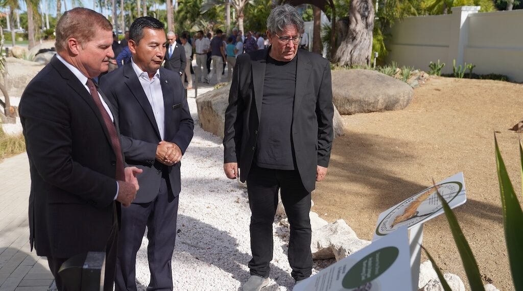 Prime Minister Mike Eman Inaugurates the Shoco Garden at Marriott Aruba