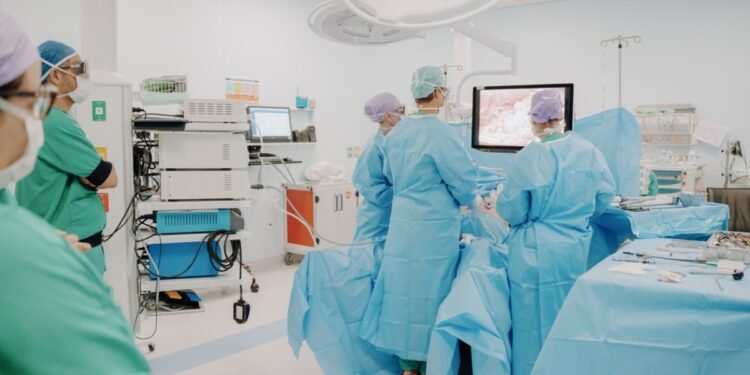 Aruba’s Hospital Becomes the First in the Caribbean to Use 3D Camera for Laparoscopic Surgery