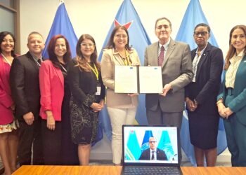 Aruba and PAHO Sign Cooperation Strategy to Strengthen Health System