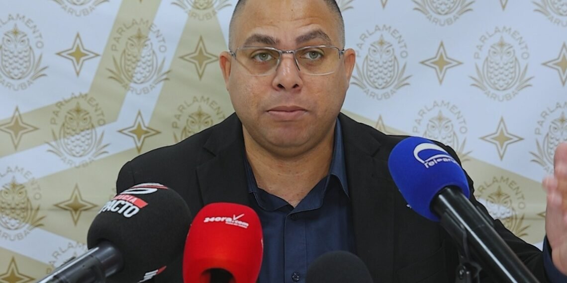 MP Eduard Pieters (PPA) calls for real action on Aruba’s street-addiction crisis