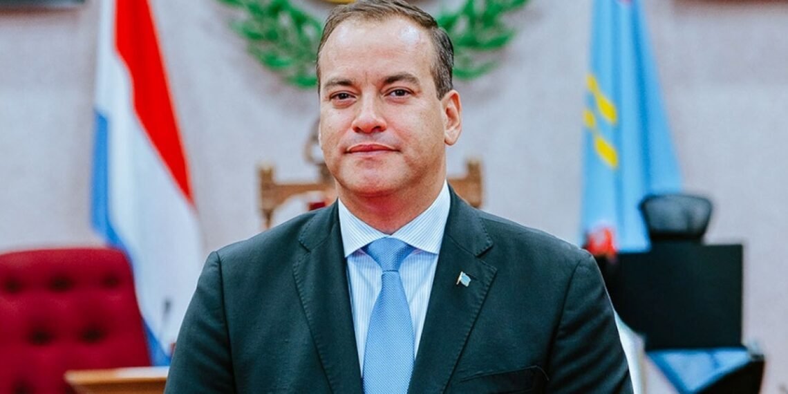 Aruba Pays the Netherlands 90 Million Florins Toward COVID-19 Debt