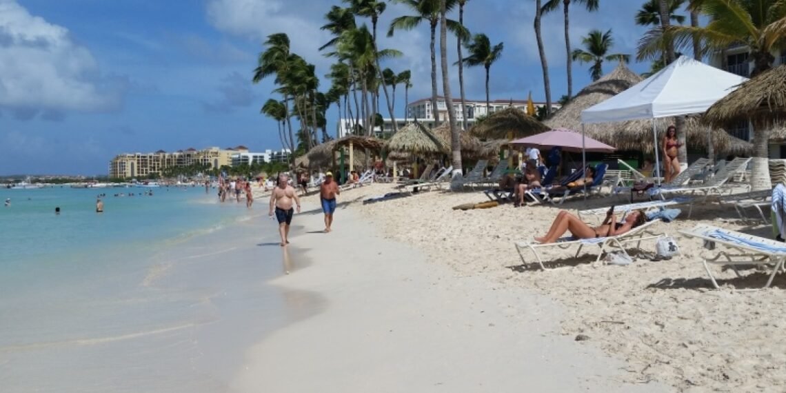 Aruba Raises Alert Level to Orange Following Oil Spill Near Trinidad & Tobago