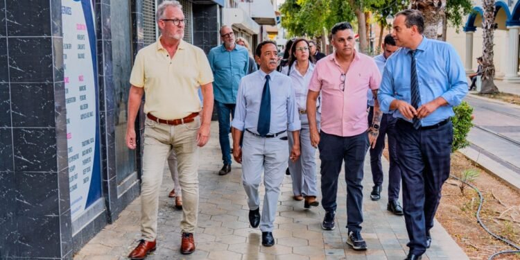 Joint Visit by Infrastructure and Finance Ministers to Oranjestad’s City Center