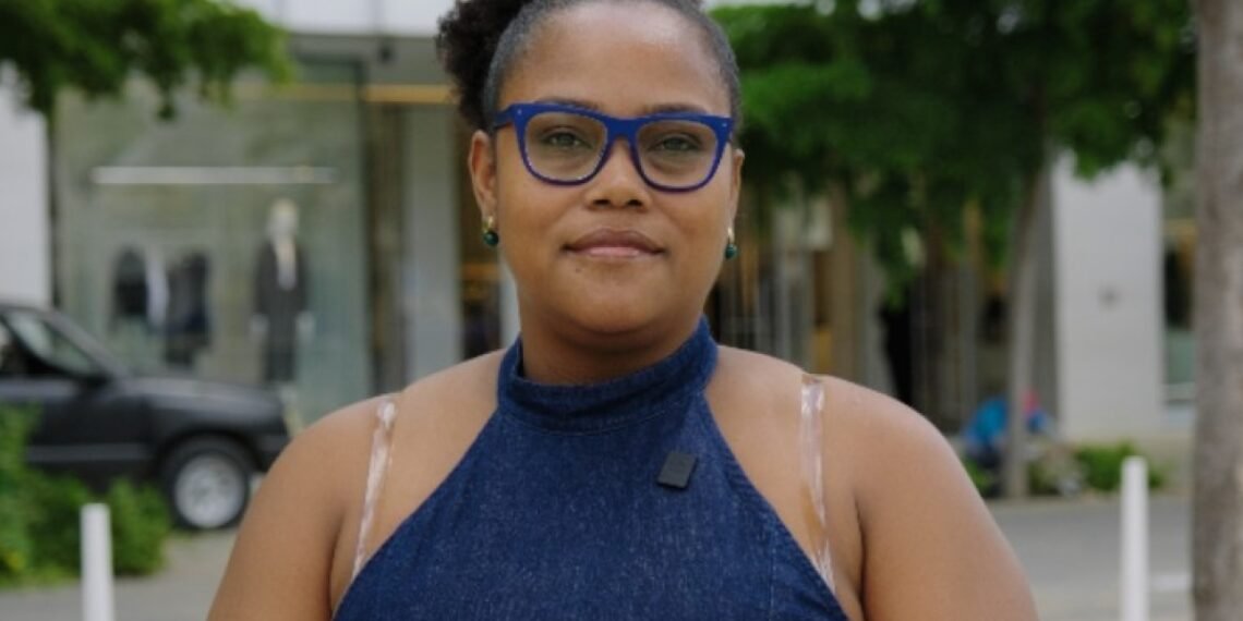 Caya Grandi Merchants Support the Ban Bek Caya Initiative