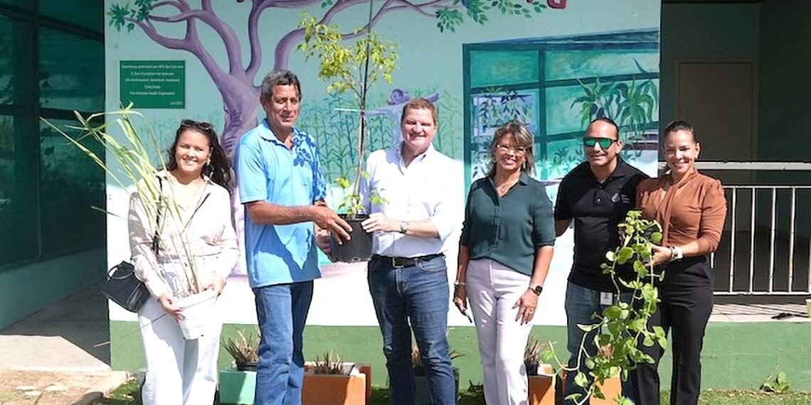 Prime Minister Proudly Visits “Hofi Pal’i Siya Cora” Garden at SPO Santa Cruz
