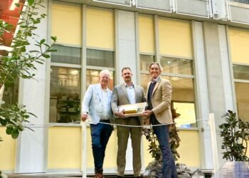 Donation of Neurovascular Clips Enhances Quality and Safety of Care in ArubaDr. Horacio Oduber Hospital