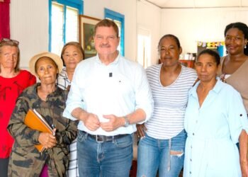 Community Action in The Village, San Nicolas