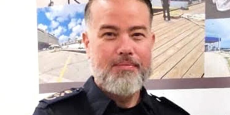 Judge Reprimands Minister of Justice for Unreasonable Decision; Immigration Director Wins Case