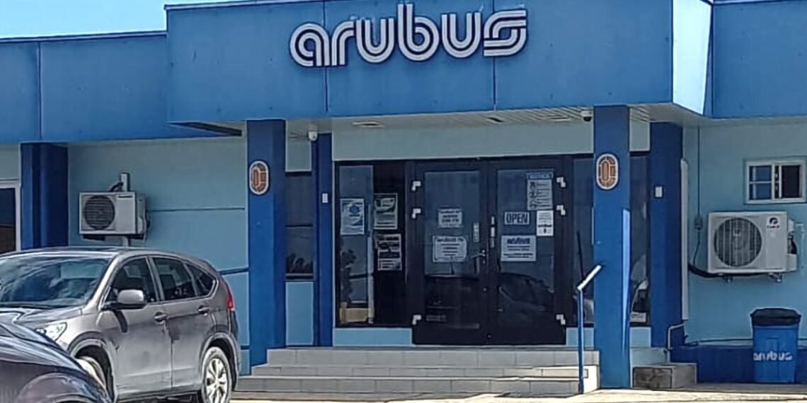 Arubus Workers Still Without New Collective Labor Agreement Despite Involvement of Four Unions