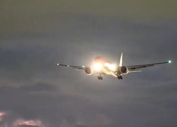 KLM Aircraft Now Flying Over the Caribbean FIR with All Exterior Lights On to Prevent Mid-Air Collisions