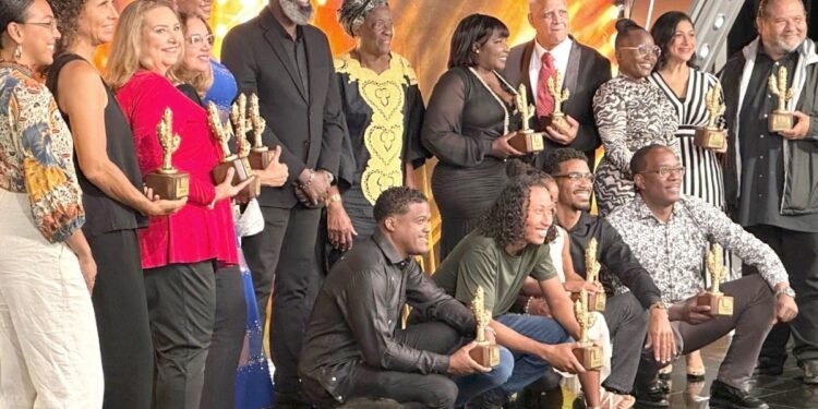 Aruban Film “E Bruha, Bruha” Wins Top Award at Krioyo Film Festival in Curaçao Aruban Film “E Bruha, Bruha” Wins Top Award at Krioyo Film Festival in Curaçao